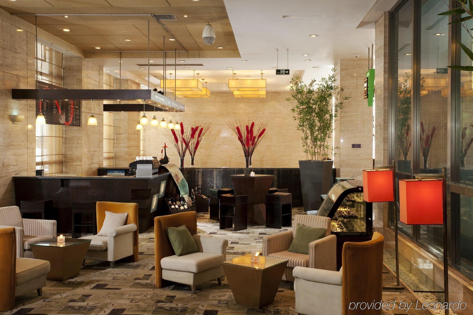 Holiday Inn Central Plaza Пекин Интерьер фото